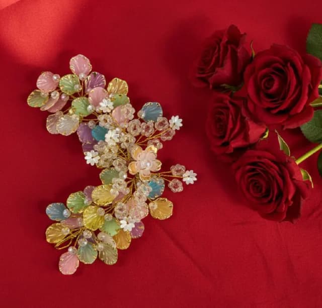 Gold Pastel Petal Floral Hair Clip