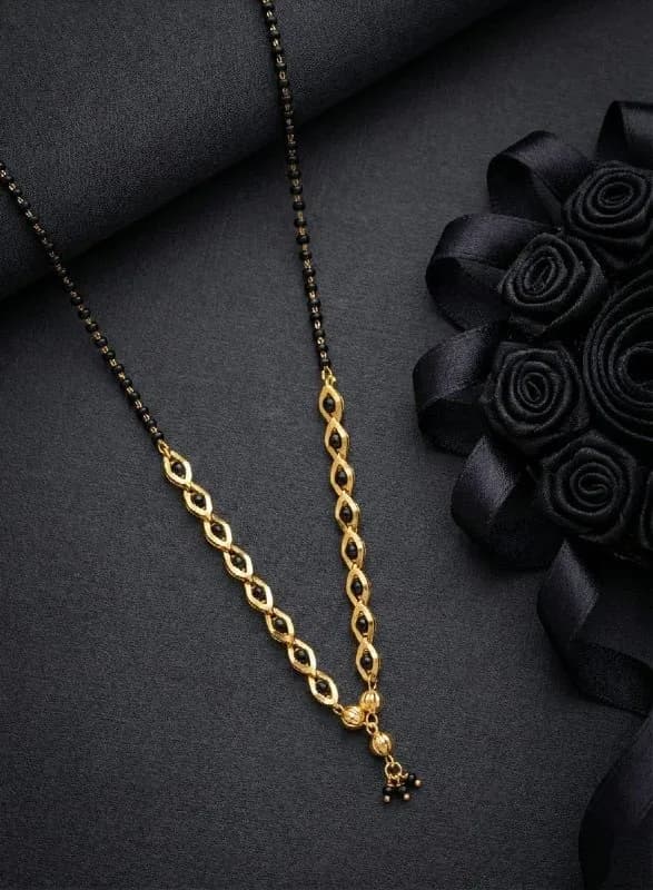 Gold Marquise Link Dokiya Mangalsutra