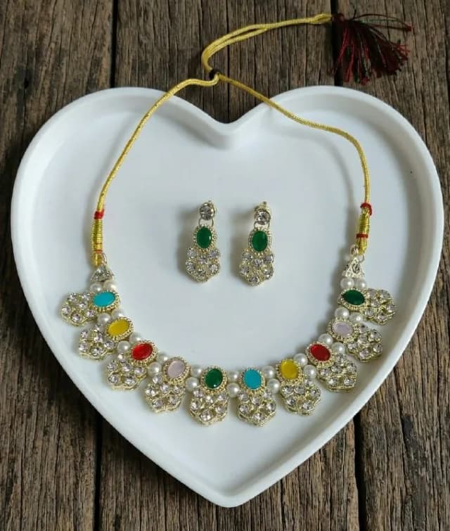 Gold Multicolour Stone Pearl Necklace Set