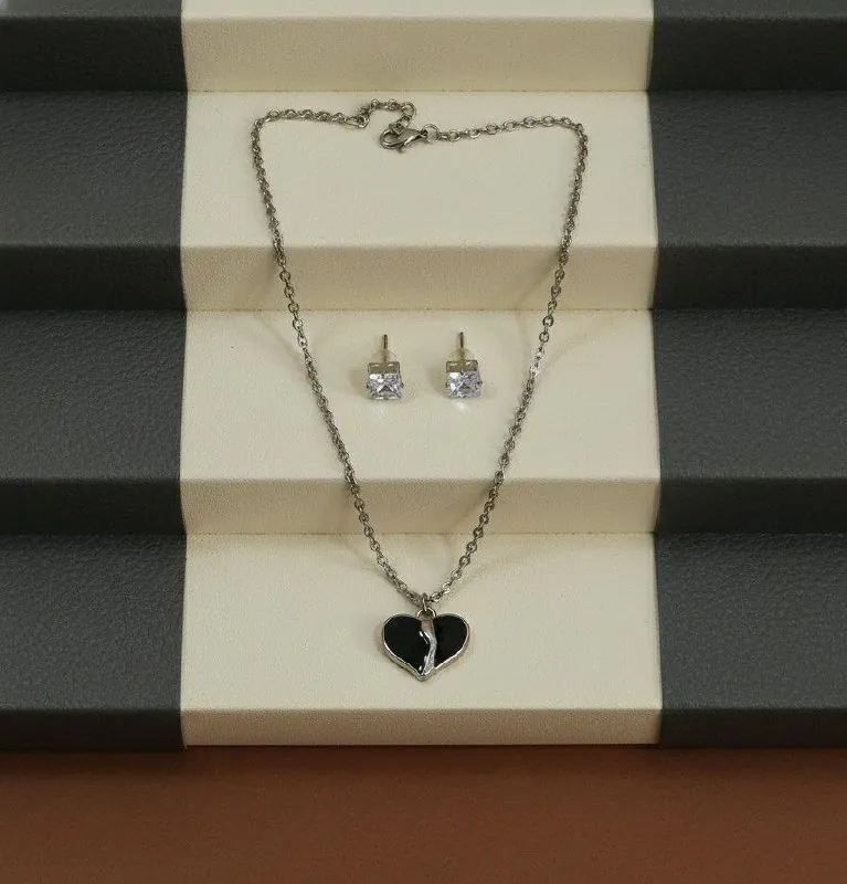 Silver Black Heart Pendant Stud Set