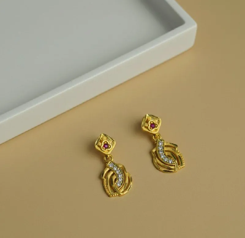 Matte Gold Pink Floret Paisley Earrings